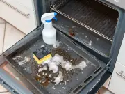 Clean oven glass with 2 kitchen staples, cleaning guru says