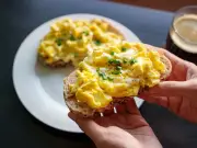 Creamier scrambled eggs with one simple avocado addition