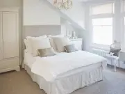 Dated 80s Home Decor Trends Making a Comeback in 2026
