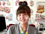 Deafblind Swimmer Becomes UK's First Deafblind Doctor
