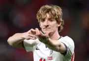 England's Gordon undroppable after Czech Republic win