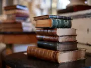 Experts Pick Must-Read Books for Everyone