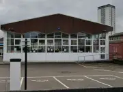 Flasher exposes himself to nursery kids at Glasgow library