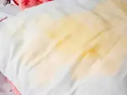 Get stained pillows white again with 1 natural laundry item