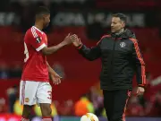 Giggs tells Rashford to track back to win back Man Utd fans