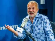 Graham Norton urges intervention over Hollywood plastic surgery