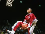 Hank Gathers' tragic collapse and death on court remembered