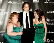 Heath Ledger asked to be on Kath and Kim after improvised kiss, Magda Szubanski reveals