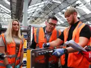 Hidden Neets: 42,000 teens 'falling through cracks'