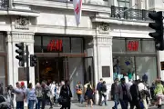 H&M sales edge higher as in-season buying strategy pays off