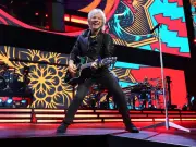 Jon Bon Jovi gives health update to fans after cutting show short
