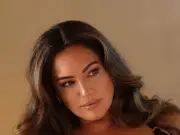 Kelly Brook stuns in new Next fuller-bust lingerie campaign