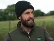 Kelvin Fletcher confirms Fletchers' Family Farm return date