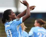 Khadija Shaw double gives Manchester City winning WSL start