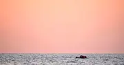 Man dies amid scramble for UK-bound boat on French coast