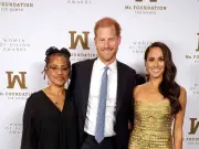 Meghan's mother's three-word warning before UK return
