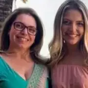 Mother and daughter die from cancer 10 hours apart