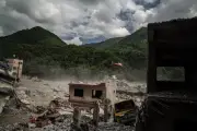 Nepal floods: thousands missing as survivors search for loved ones