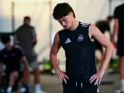 Newcastle loan out Leo Shahar to FC Arouca after late offer