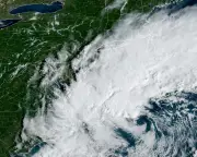Nor'easter batters US east coast as hurricanes churn in Pacific