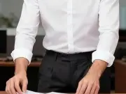 Office workers praise £12 'wrinkle-free' shirt as 'comfortable to wear all day'