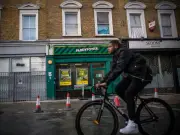 Paddy Power to close up to 100 shops, 400 jobs at risk