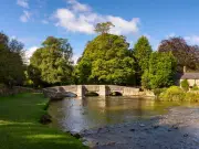 Peak District Trail Named UK's Best Moderate Hike for Autumn