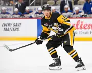 Penguins' Kuzmenko steps away after father killed in bear attack