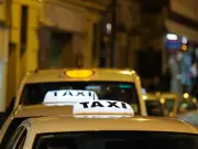 Perth Taxi Association faces suspension as leaders step down