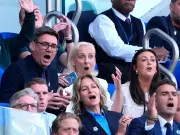 Pints on football terraces: PM's plan divides fans and police