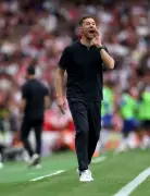 Rogers scores but Chelsea beaten 2-1 by Arsenal at Emirates