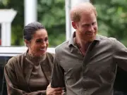 Royal Family told to 'get on with it' after Harry and Meghan's UK return