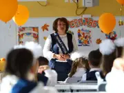 Russian teachers told to spy on 'disloyal' students in patriotism lessons