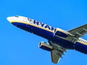 Ryanair 'free' seat trick could save you £38 and avoid middle seat