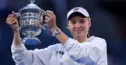Rybakina wins US Open despite seven days without racket