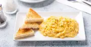 Scrambled eggs 'delicious' with kale and mozzarella swap
