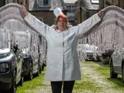 Seagull mimic Trish Clemit wins UK title; more animal impersonators