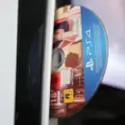 Sony surveys developers on PlayStation disc phase-out, insider claims