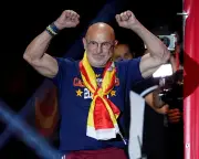 Spain's De la Fuente: World Cup win not enough, England next