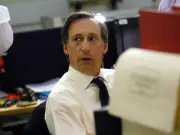 Thick of It star and convicted paedophile Chris Langham dies