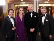 Tom Cruise praises 'amazing' William and Kate at Digger premiere