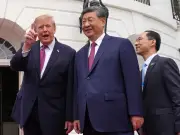 Trump welcomes Xi to White House amid media ban dispute