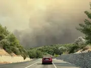 Turkey wildfire: Residents evacuated as flames spread towards homes in Antalya