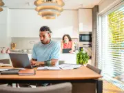 Two-Year Broadband Rule Could Cost Customers £452 a Year