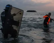 UK-France crackdown on small boats fails to offer refugees safe routes
