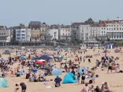 UK hotter than Greece as final heatwave brings 26C
