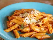 UK Supermarket Pasta Sauce Taste Test: Mutti Wins