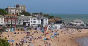 UK weather maps show 25C October heat with 21 counties 23C or more - full list