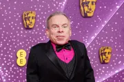 Warwick Davis calls Harry Potter TV return a 'huge honour'