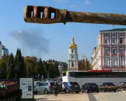 Zelenskyy calls for air truce as US envoys head to Kyiv via Moscow